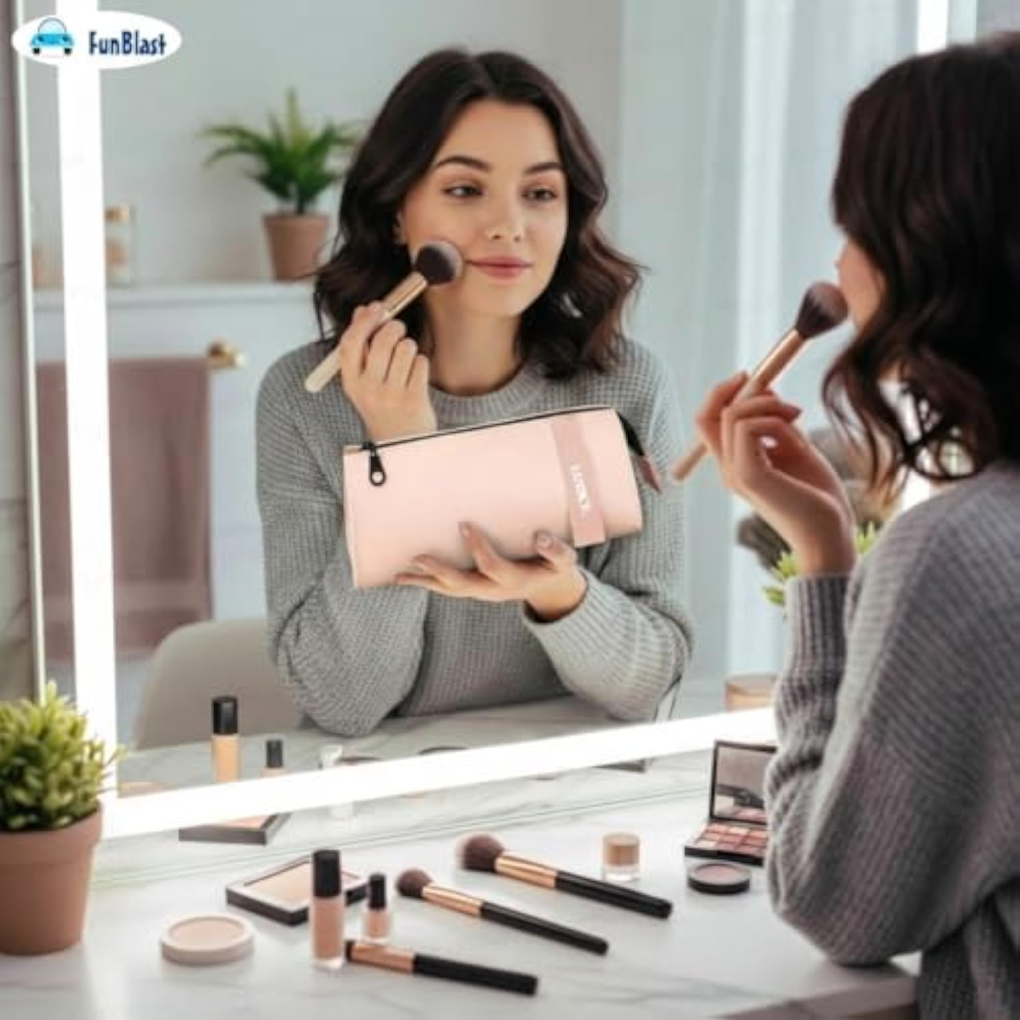 Portable Faux Leather Cosmetic Makeup Pouch for Women